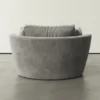 Eze - The Sculptural Pedestal Chair